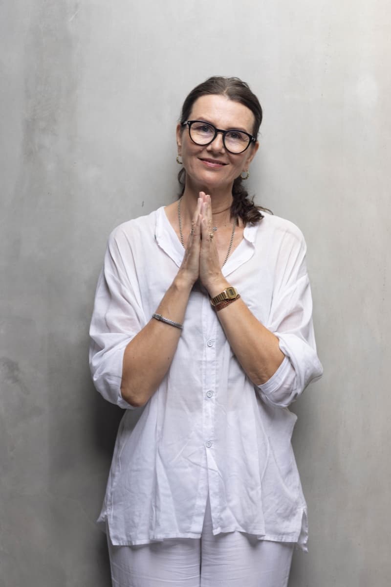 Dr. Jyoti Schonfelder